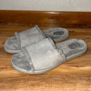 UGG Women's Breezy Seal Flip Flip Slides, gray - size 9